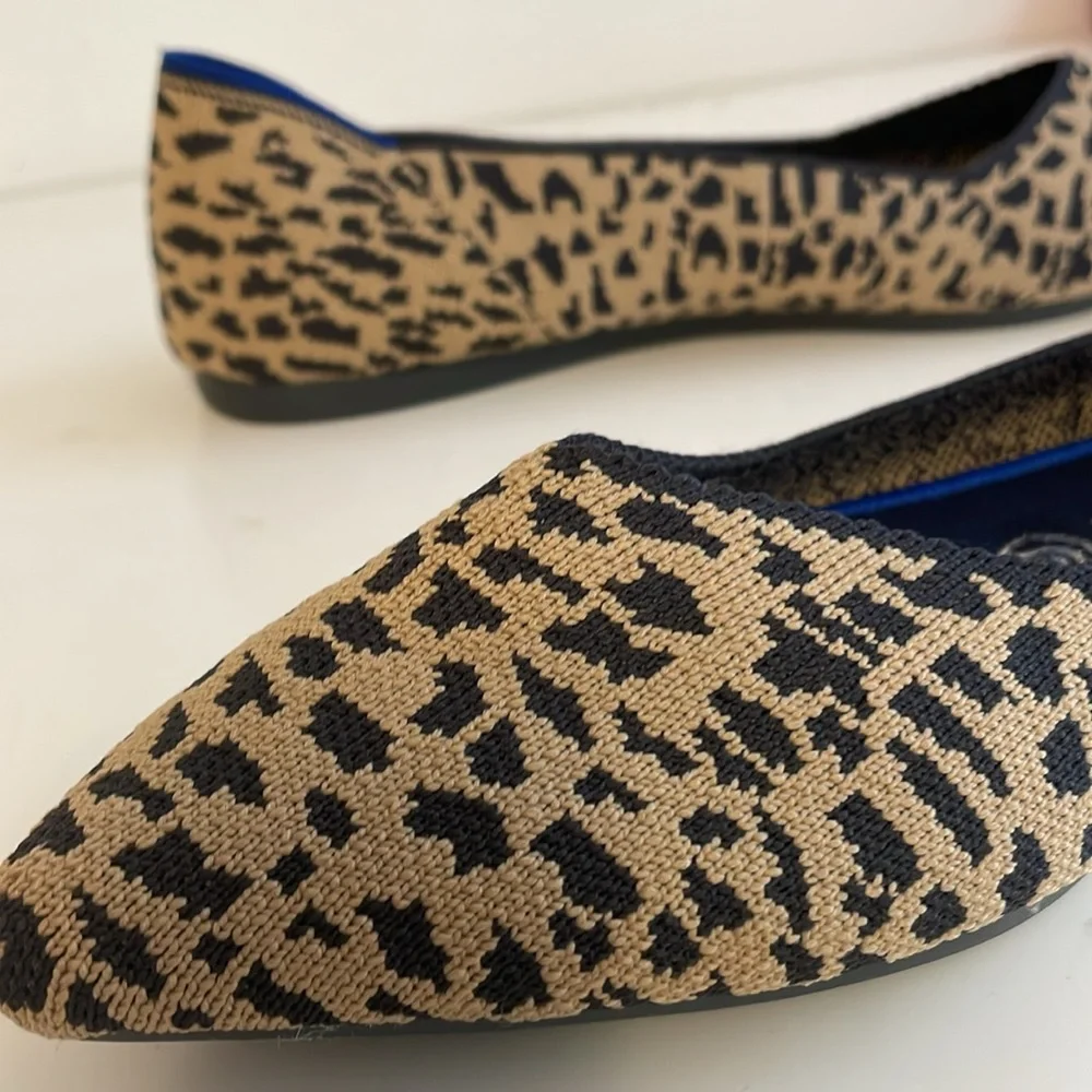 ￼Rothy’s Retired Pointed Leopard Print Slip On Flats Size 9.5